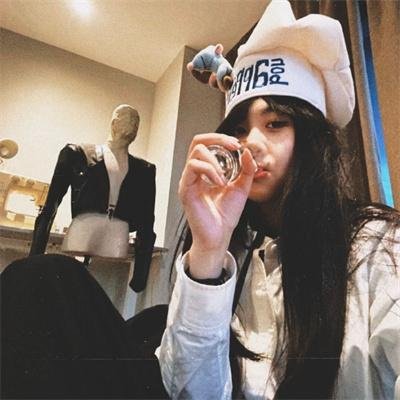 英雄情泪保山河